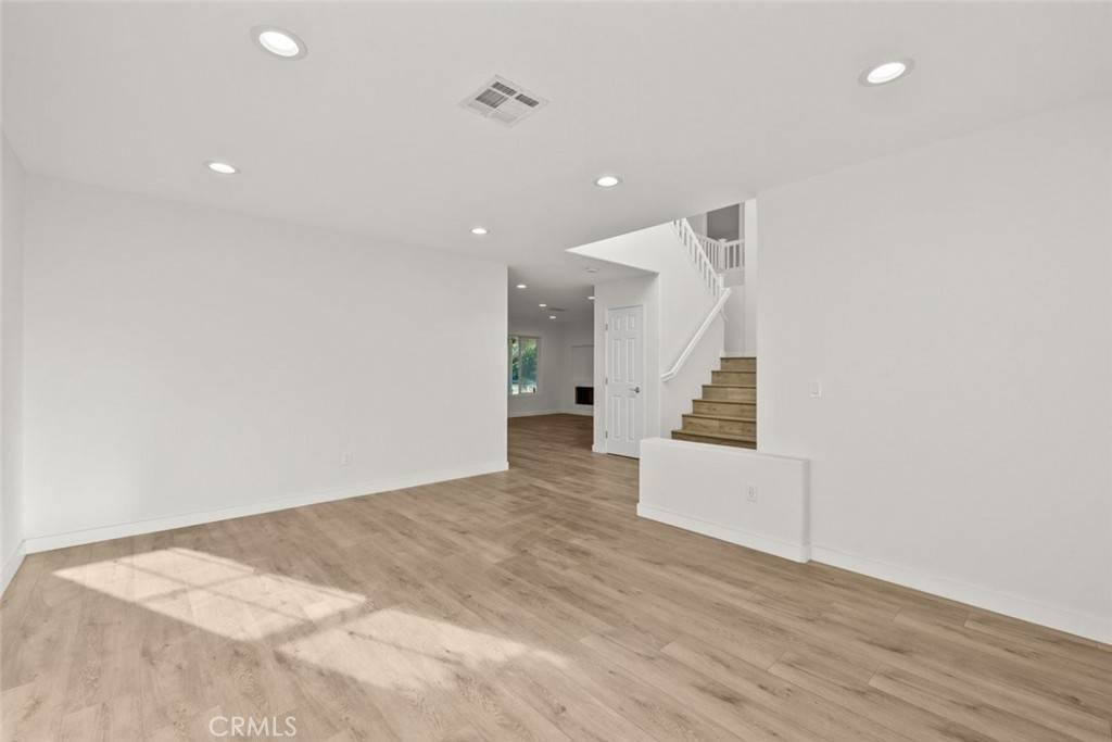 Palmdale, CA 93551,40946 Via Tranqilo