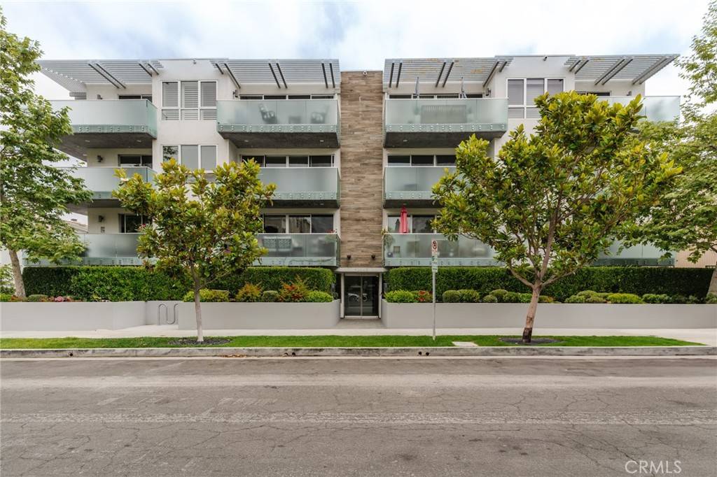 12045 Guerin ST #PH4, Studio City, CA 91604
