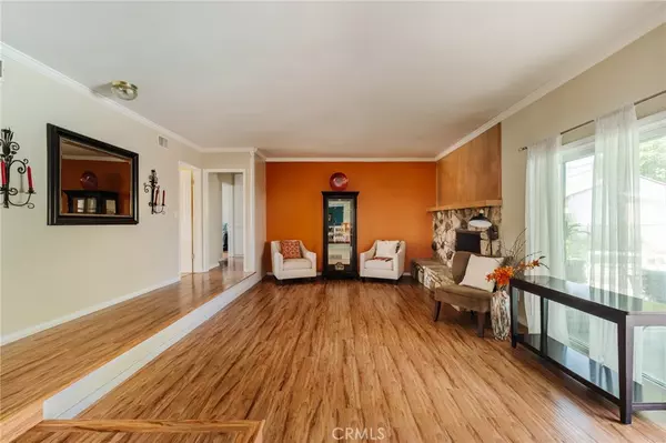 Northridge, CA 91325,10217 Amestoy AVE