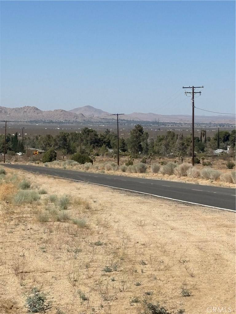 126 E Ave W-4, Pearblossom, CA 93553