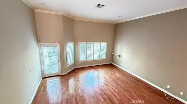 Agoura Hills, CA 91301,5241 Colodny DR #403