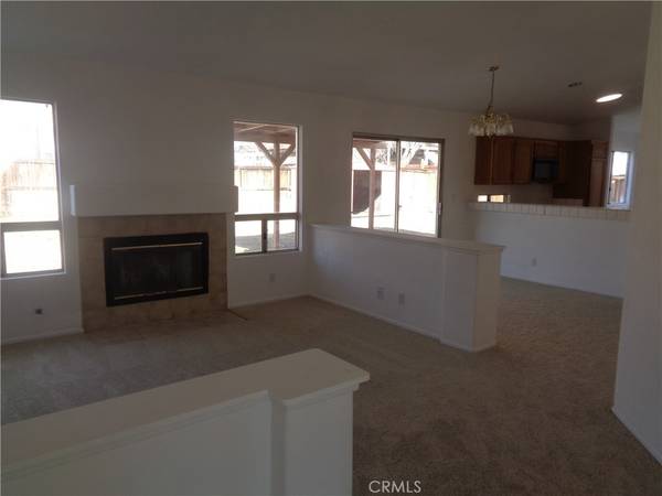 Rosamond, CA 93560,3407 Amber ST