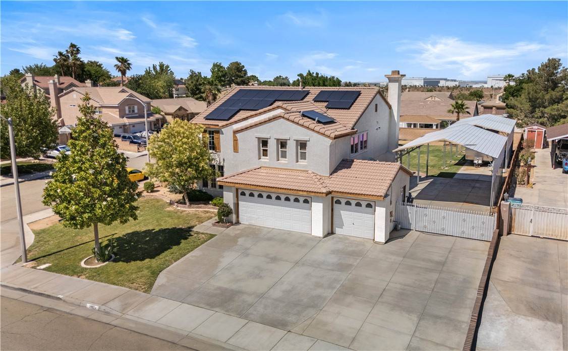 39924 La Manga CT, Palmdale, CA 93551