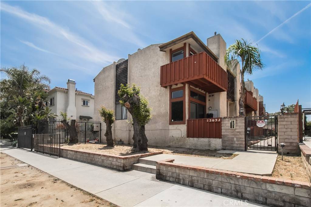 13632 Valerio ST #2, Van Nuys, CA 91405