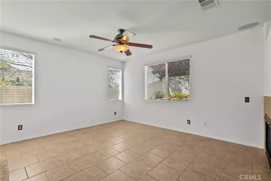 29513 Blake WAY, Canyon Country, CA 91387