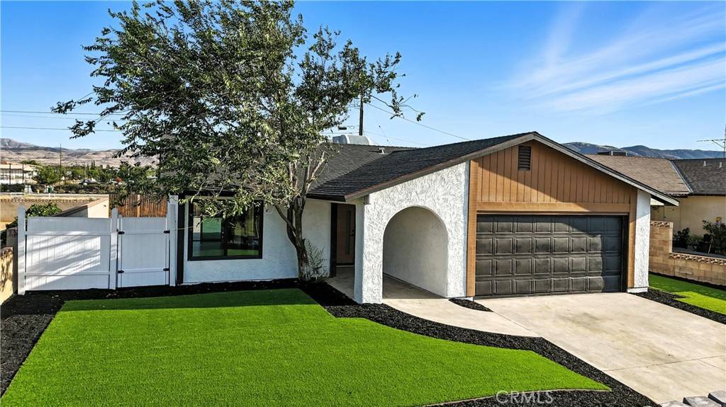 1572 E Avenue Q13, Palmdale, CA 93550