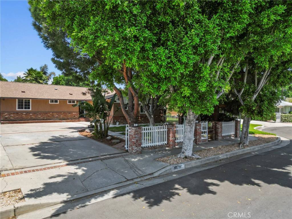 Granada Hills, CA 91344,15711 Hiawatha ST