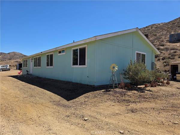 4323 W Avenue V, Acton, CA 93510