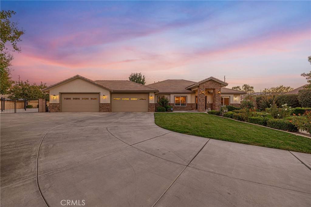 Lancaster, CA 93536,2534 Desert Rose DR