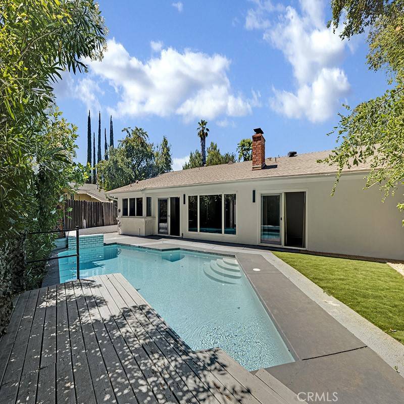 23020 Wrencrest DR, Calabasas, CA 91302