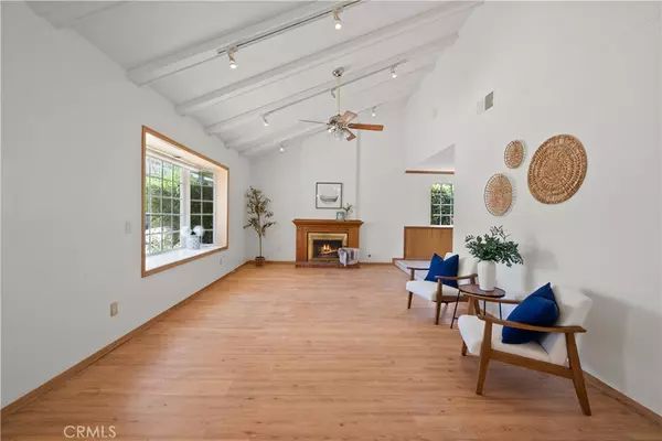 Canyon Country, CA 91387,28901 Lotusgarden DR