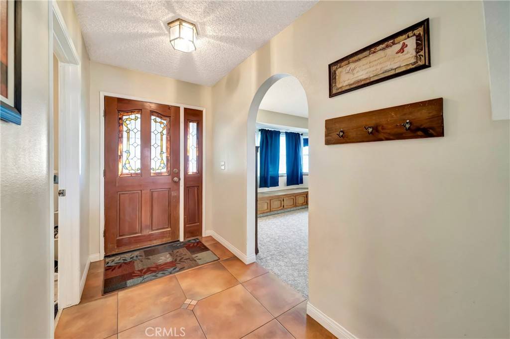 Ridgecrest, CA 93555,729 N Sunland DR