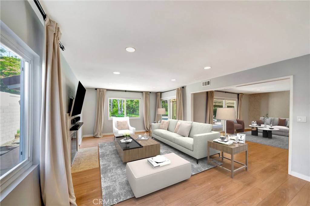 Calabasas, CA 91302,3811 Algonaut DR