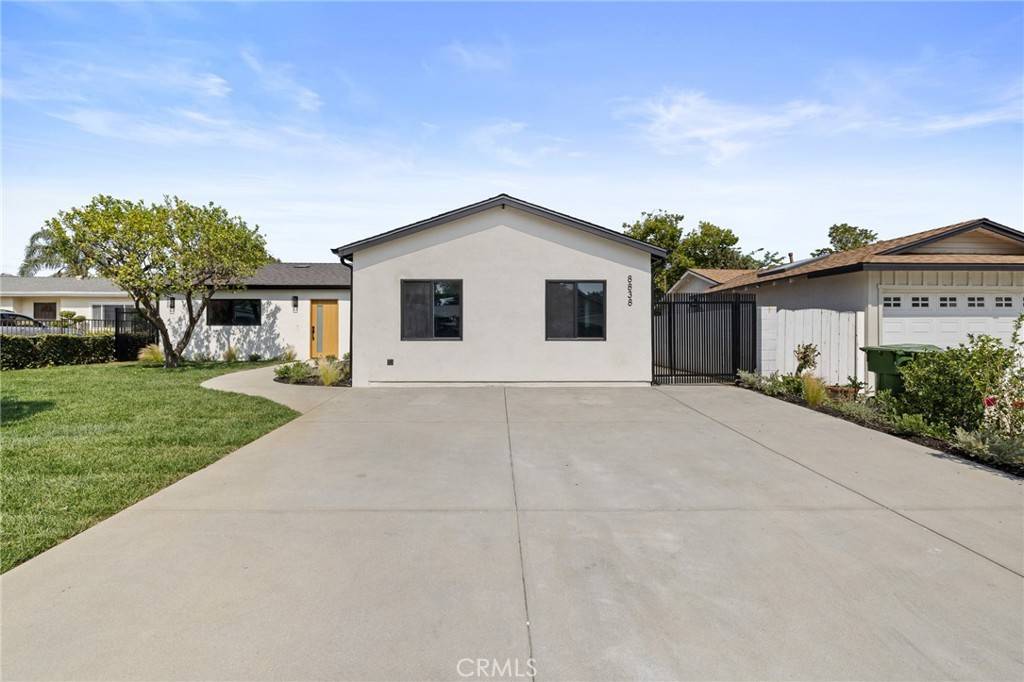 North Hills, CA 91343,8840 Valjean AVE