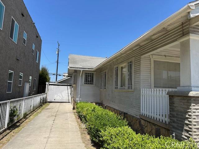 Long Beach, CA 90804,1045 Gladys AVE