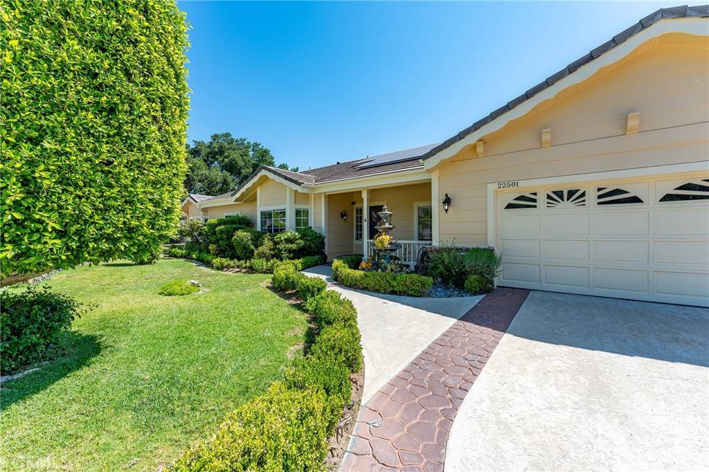 Chatsworth, CA 91311,22501 Marilla ST