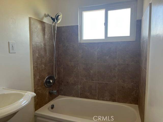 North Hollywood, CA 91605,7047 Fulton AVE #4