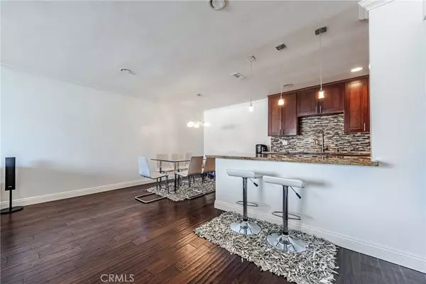 Encino, CA 91316,5454 Zelzah AVE #314