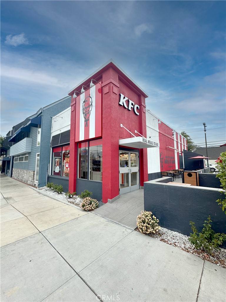 10501 W Pico BLVD, Los Angeles, CA 90064