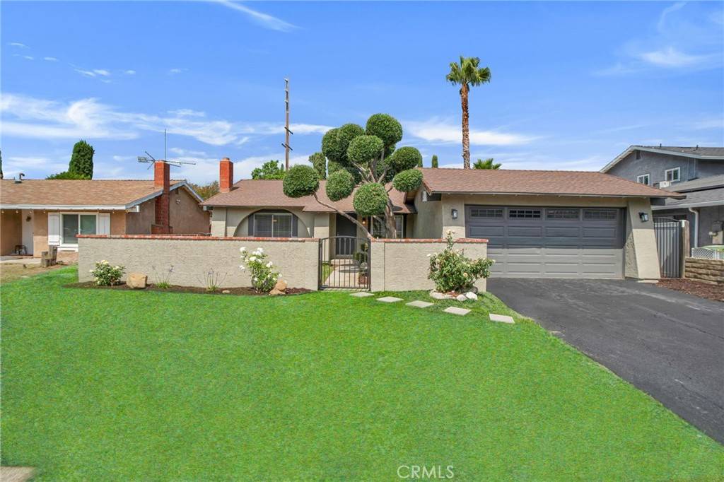 10555 Vassar AVE, Chatsworth, CA 91311