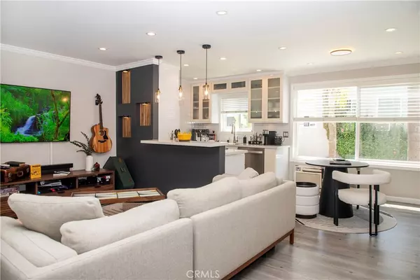 972 Larrabee ST #119, West Hollywood, CA 90069