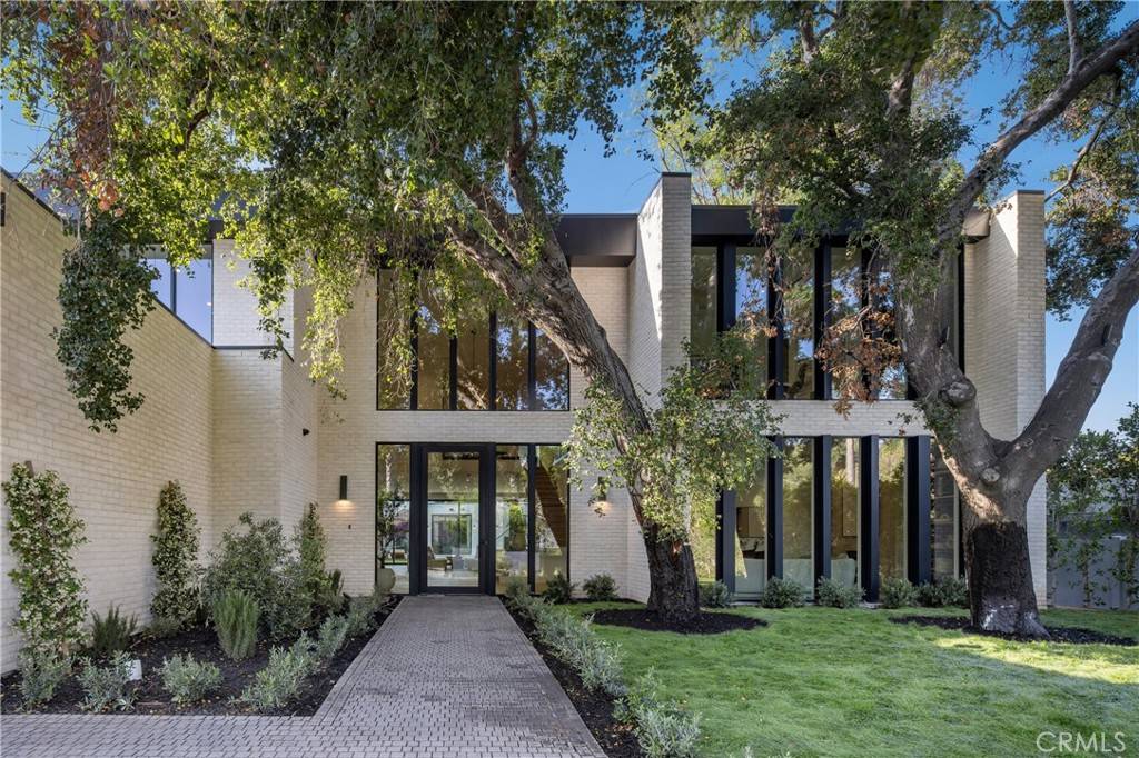 Encino, CA 91316,17055 Rancho ST