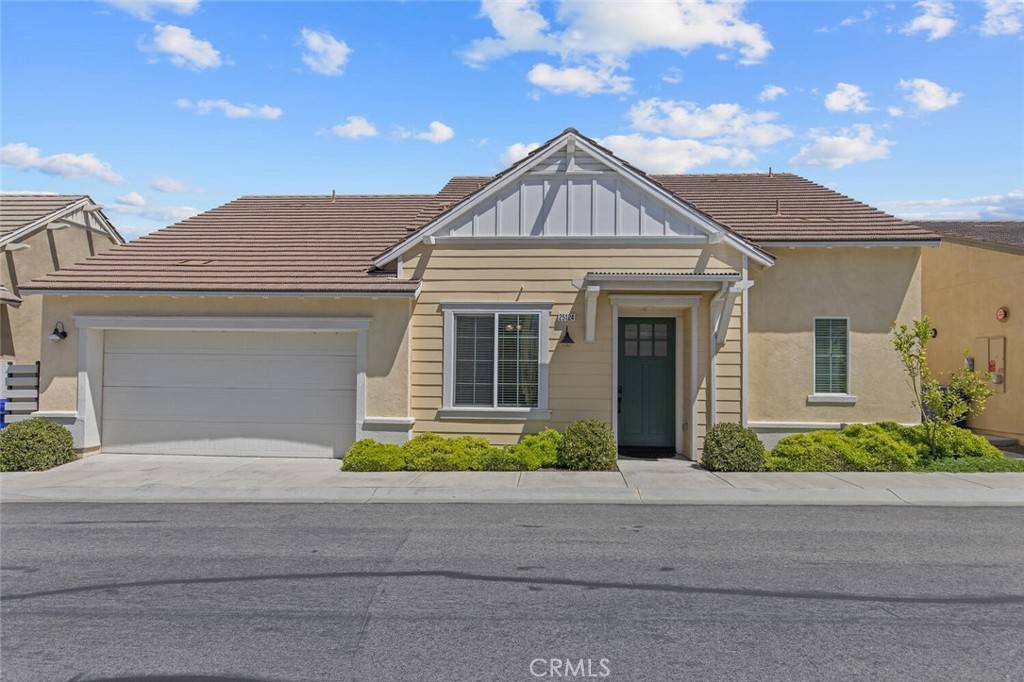 25124 Limetree LN, Canyon Country, CA 91387