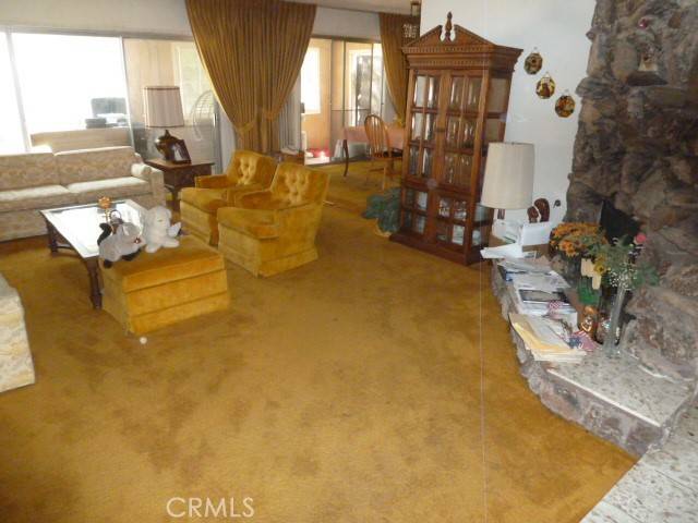 Van Nuys, CA 91406,15411 Runnymede ST