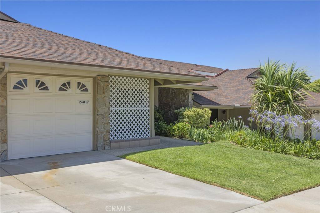 Newhall, CA 91321,26817 Oak Branch CIR