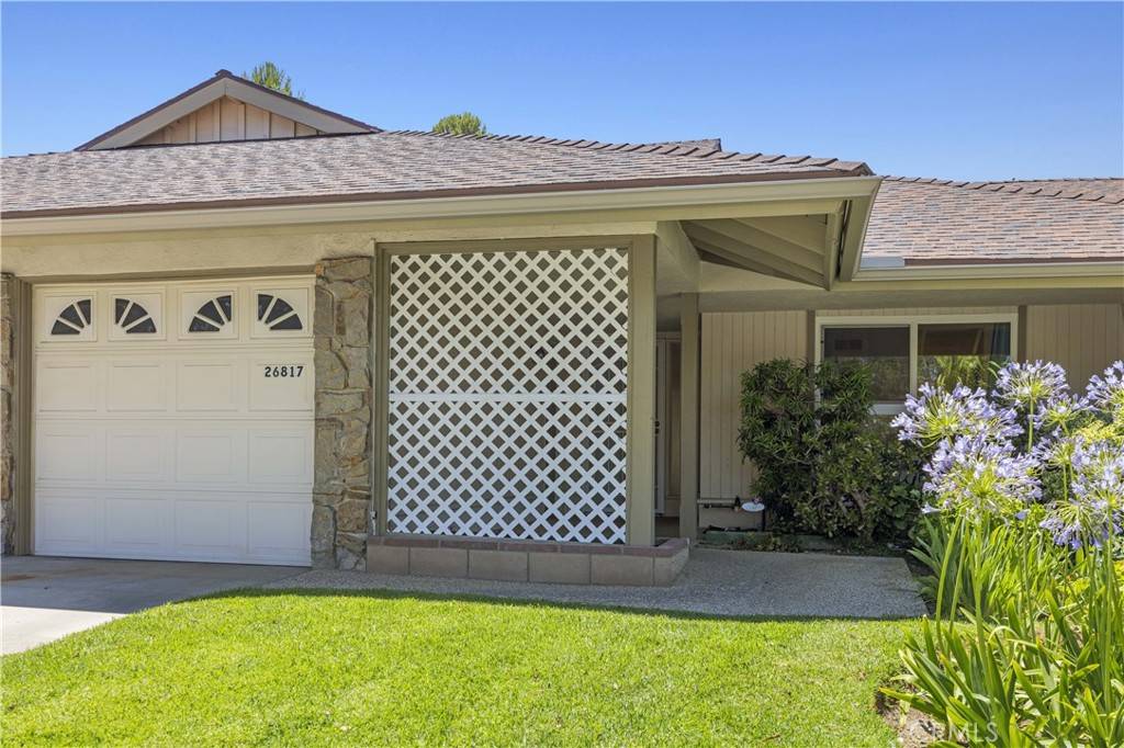 Newhall, CA 91321,26817 Oak Branch CIR