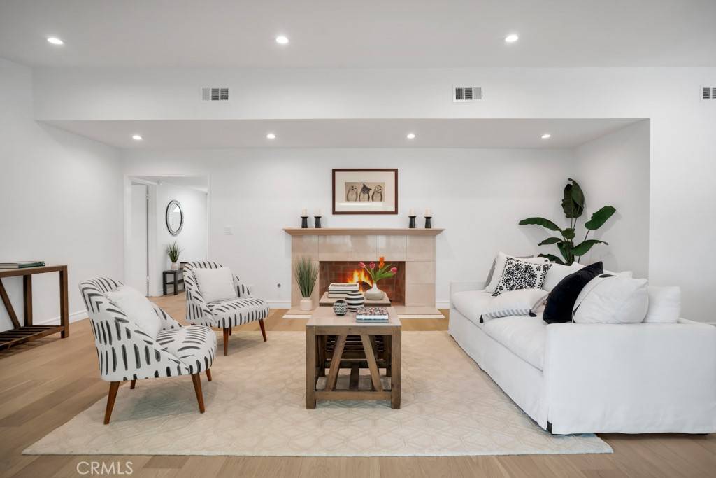 Pasadena, CA 91107,1440 Riviera DR
