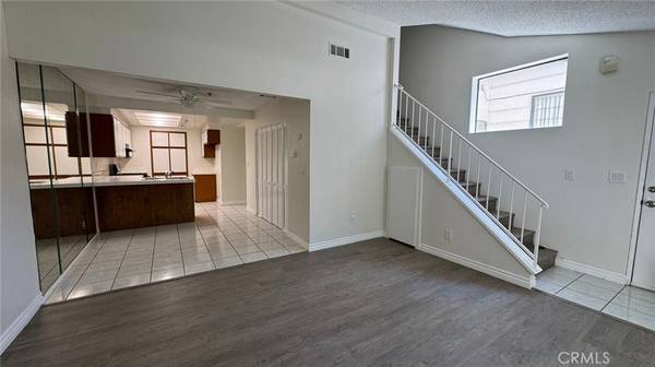 Lancaster, CA 93535,44460 15th ST E #13