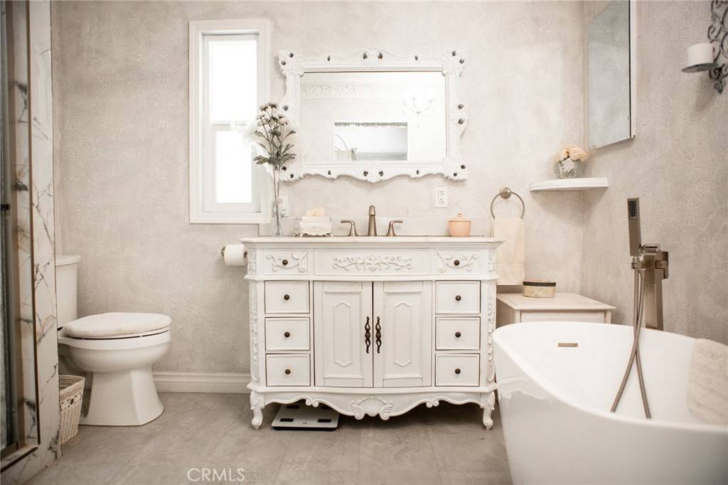Calabasas, CA 91302,23777 Mulholland Hwy Spc 73
