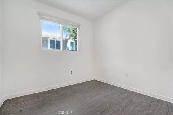 Sylmar, CA 91342,13219 Shaw LN