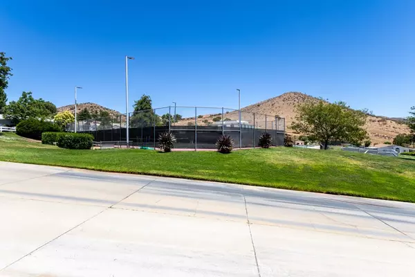 Acton, CA 93510,33105 Santiago RD #149