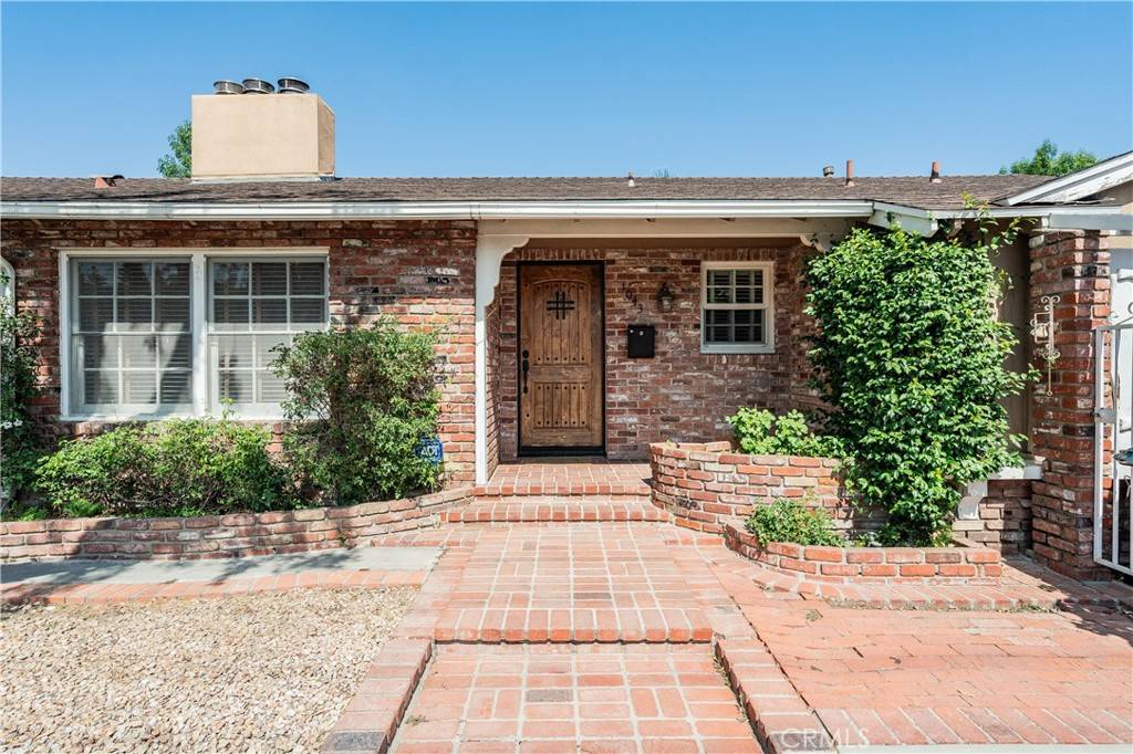 Granada Hills, CA 91344,10430 Balboa BLVD