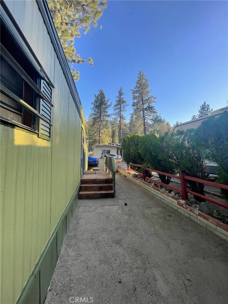 Wrightwood, CA 92397,1776 State Hwy 2 space 11