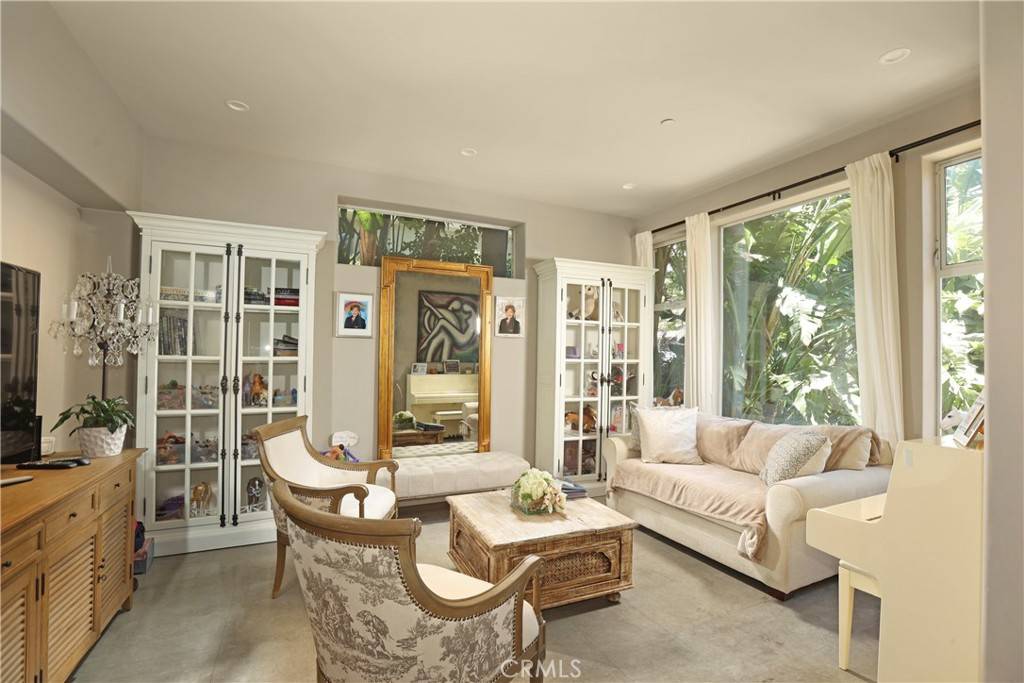 Calabasas, CA 91302,23640 Aster TRL