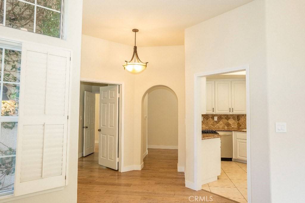 Calabasas, CA 91302,26604 Marigold CT