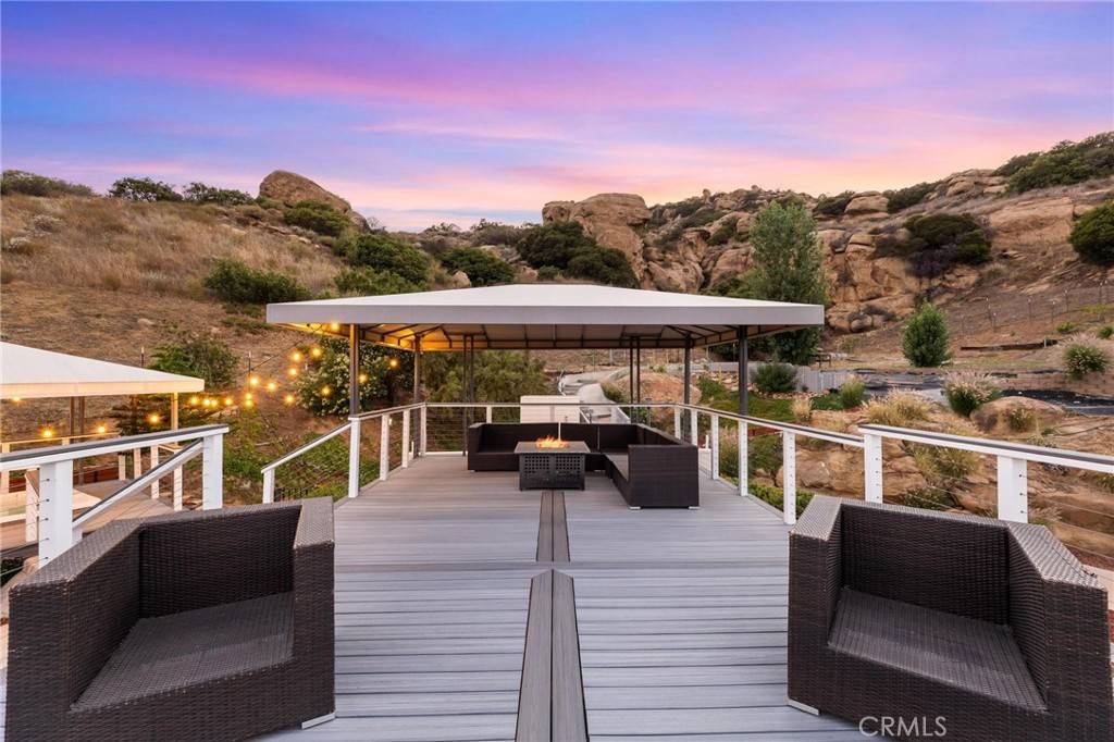 Chatsworth, CA 91311,22870 Trigger ST