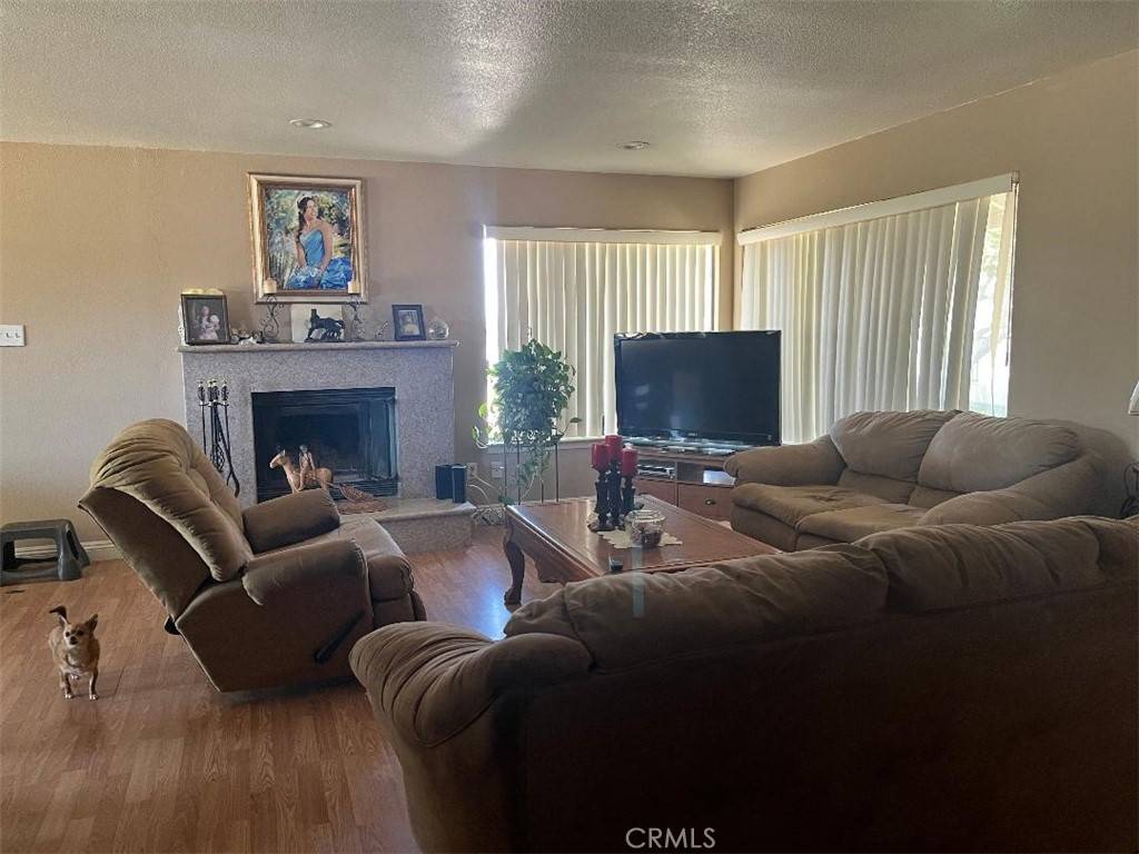 Palmdale, CA 93591,9752 E Avenue Q6