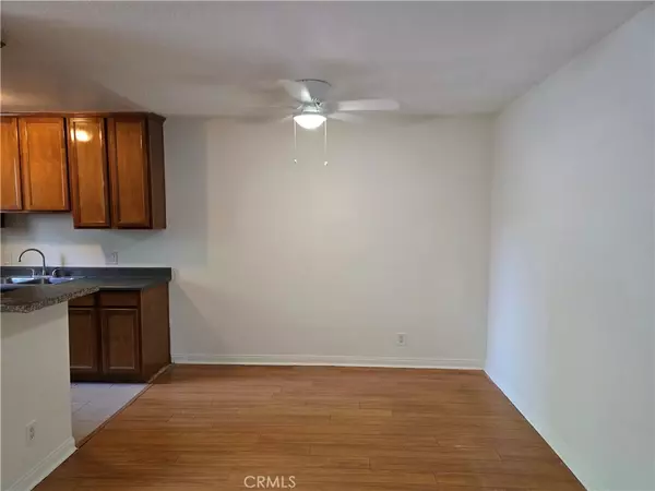 Sherman Oaks, CA 91403,5030 Sepulveda BLVD #5