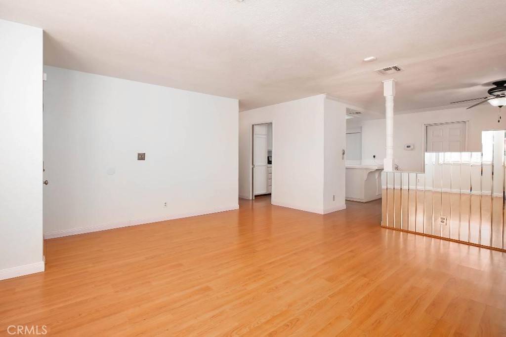 Lancaster, CA 93534,44858 Laszlo ST
