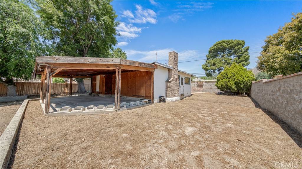 Sylmar, CA 91342,10816 Foothill BLVD