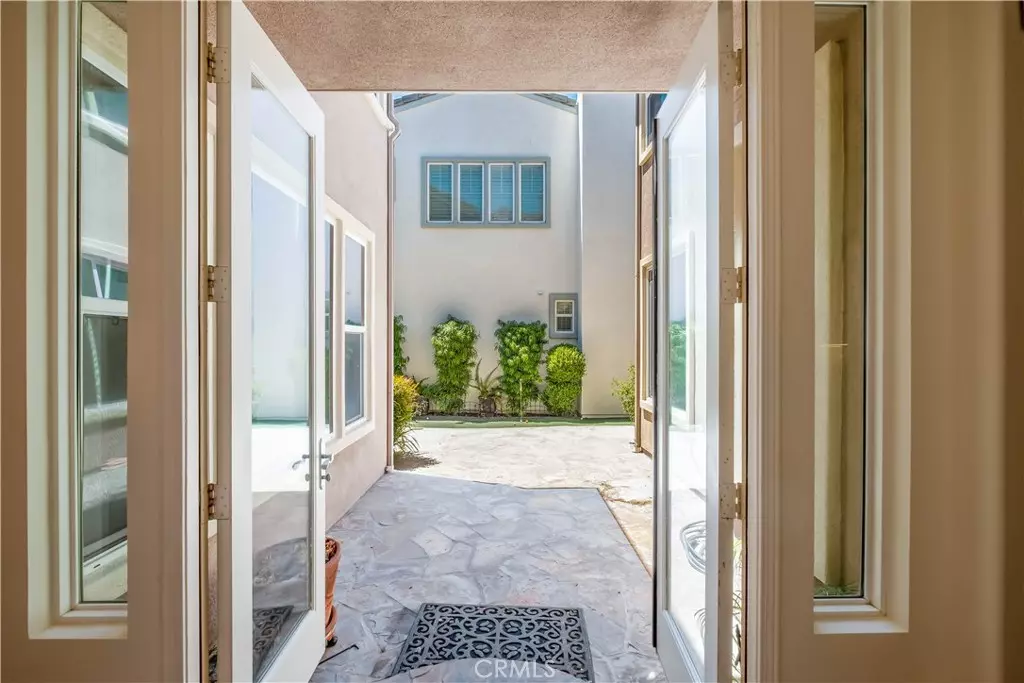 Valencia, CA 91354,27531 Sunny Creek Drive