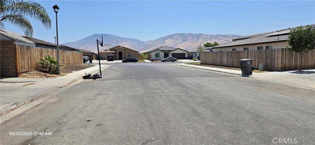 Arvin, CA 93203,1444 La Lila