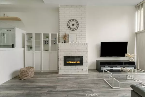5409 Yarmouth AVE #3, Encino, CA 91316