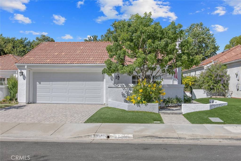 Valencia, CA 91355,26210 Paolino PL