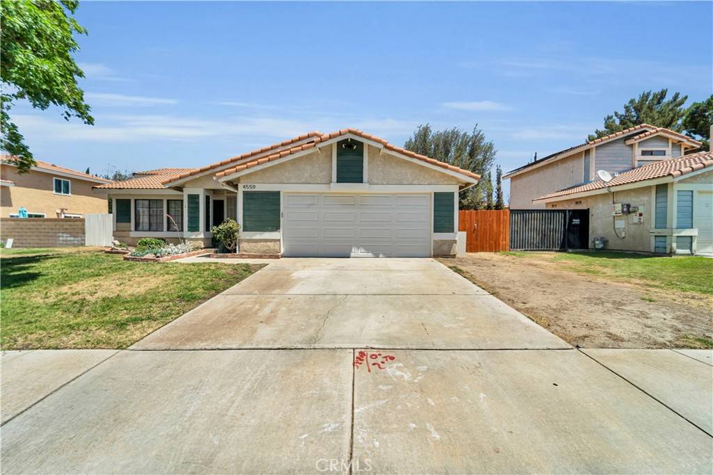 4559 Clear Springs AVE, Palmdale, CA 93552