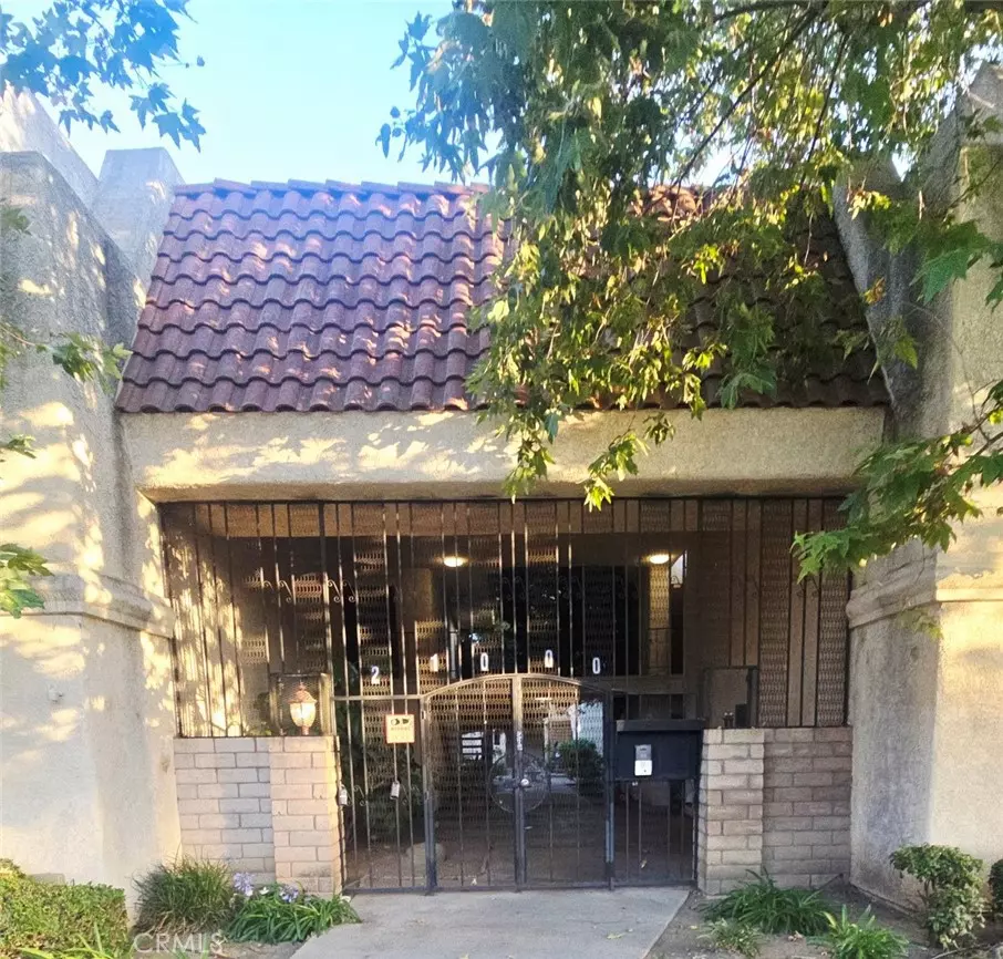 Canoga Park, CA 91304,21000 Parthenia ST #6